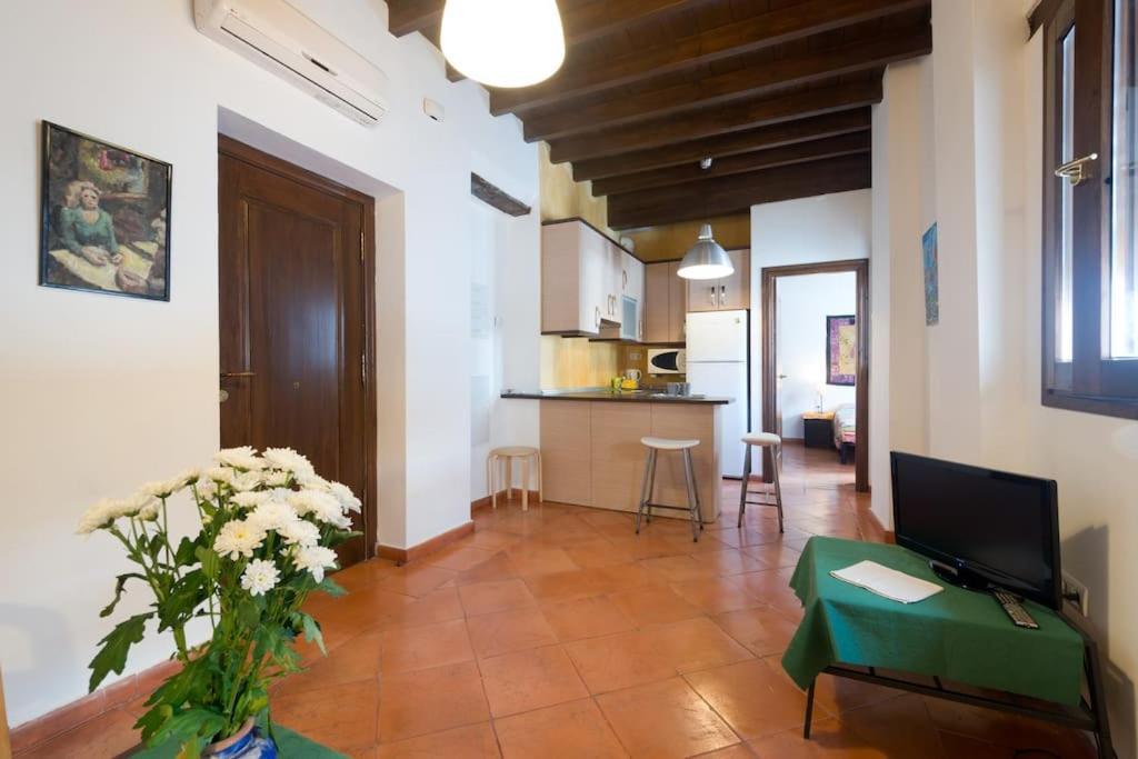 Central, Near The Alhambra, Quiet And Autentic! Appartement